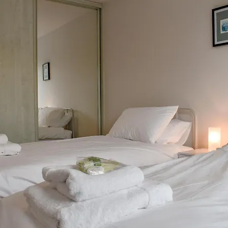 Flo's Place Tatil Evi *